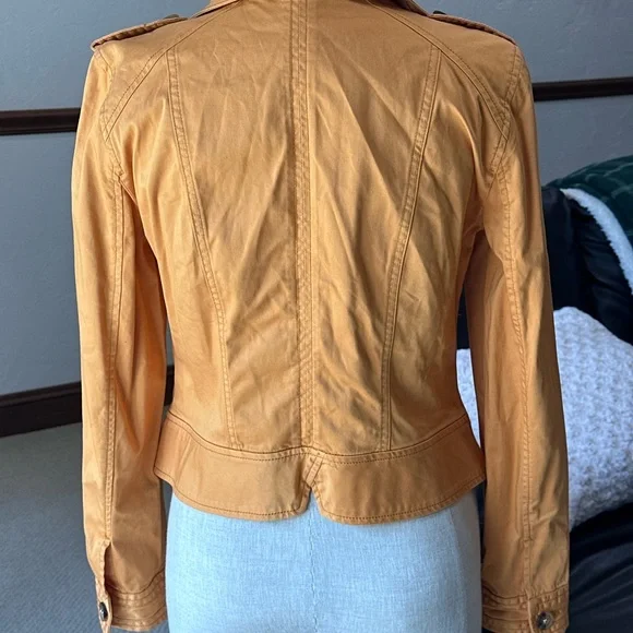 White House Black Market Yellow Utility Jacket - Picture 4 of 8